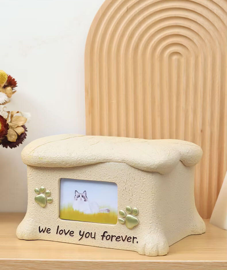 pet urn